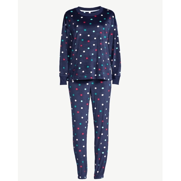 NWT Women's Velour Pajama set with eye mask - Picture 4 of 5